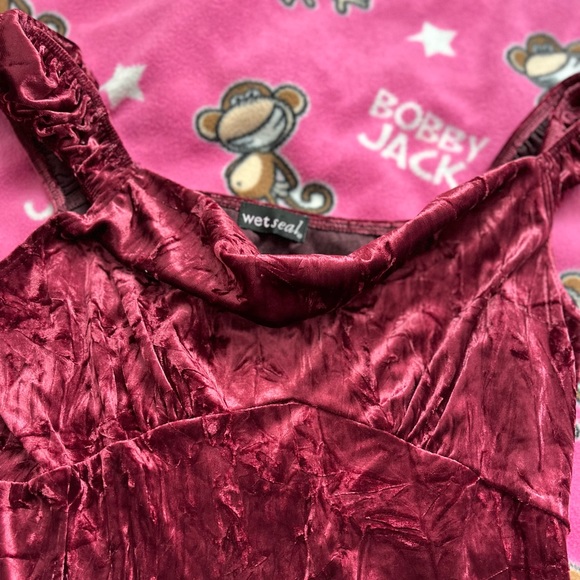 90s y2k 2000s velour velvet vampy red top - Picture 2 of 5